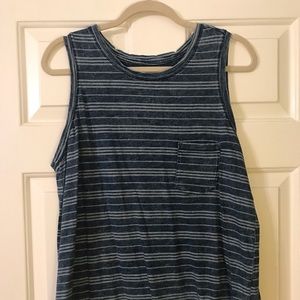Universal thread blue striped tank